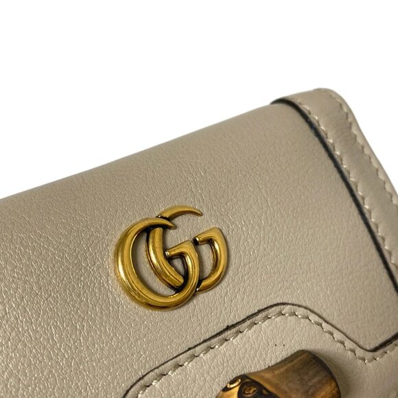 Authentic GUCCI Diana Leather Bamboo Trifold Wallet br599-121225 - Picture 4 of 7